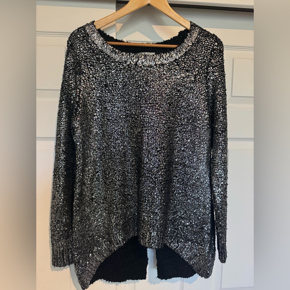 Alberto Makali Black and Silver Textured Top